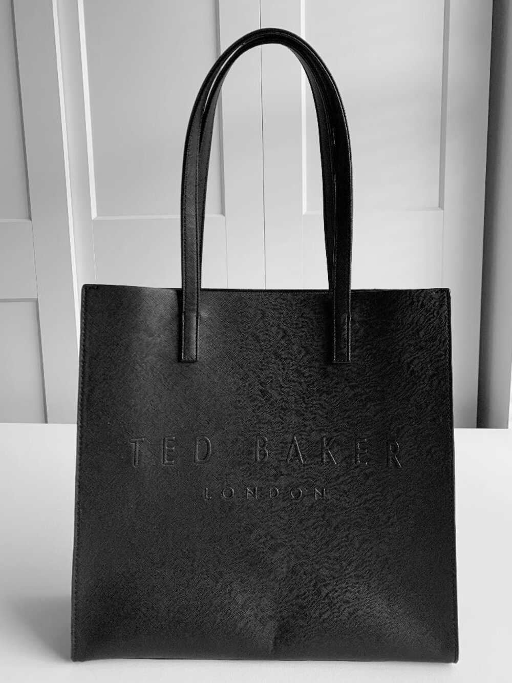 Ted Baker The Icon Black Medium Shoulder Tote Bag